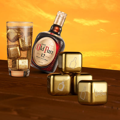 溶けない氷で、味わい続く「オールドパー 12年」と黄金に輝くアイスキューブをセットにした「オールドパー 12年 オリジナルアイスキューブセット」登場